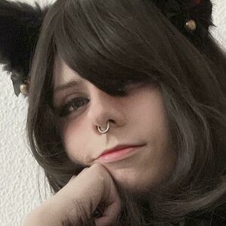 Naakte gelekte OnlyFans-foto van Xlunartears