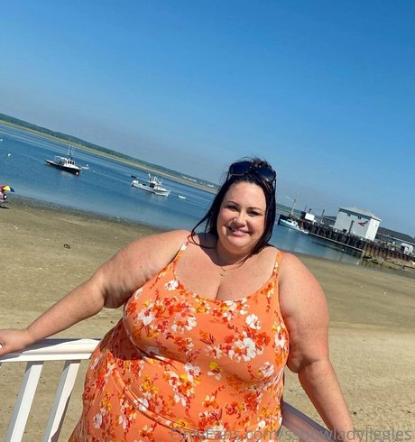 Ssbbwladyjiggles