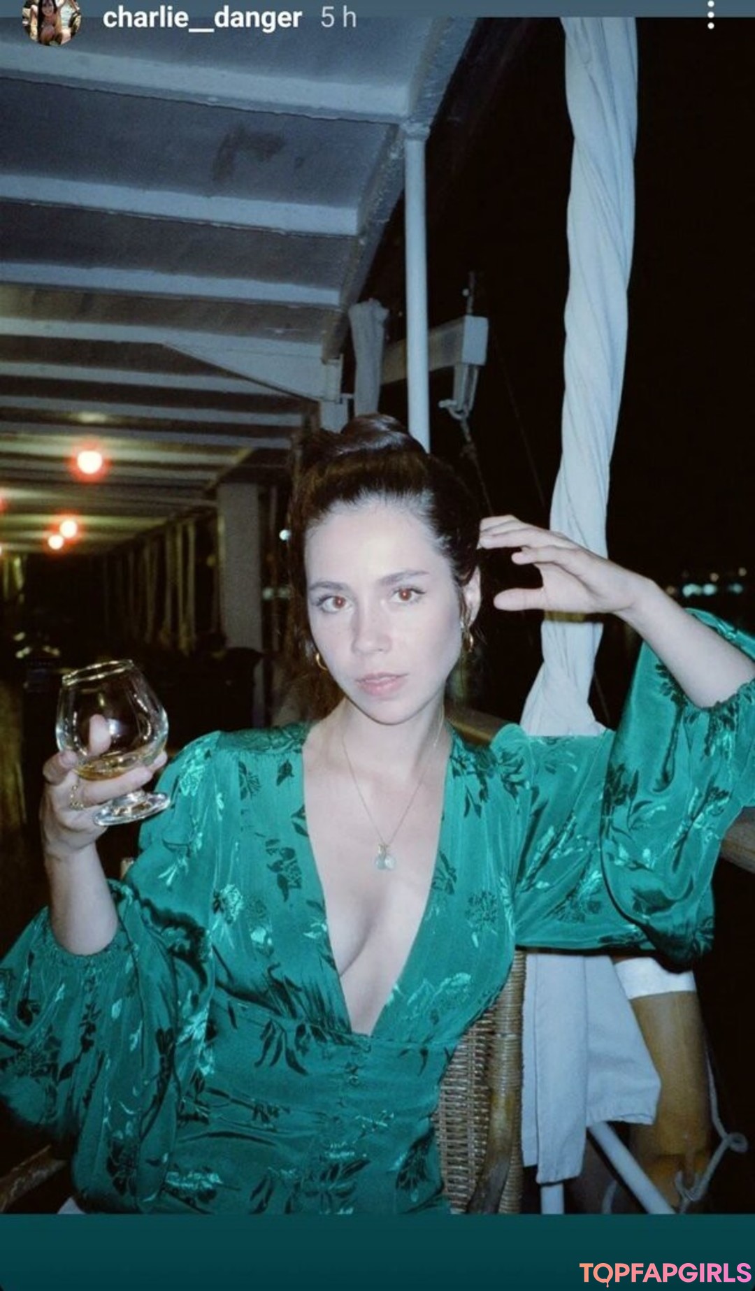 Naakte gelekte OnlyFans-foto van Charlie Danger #41 Naakte gelekte OnlyFans-foto van Charlie Danger #41