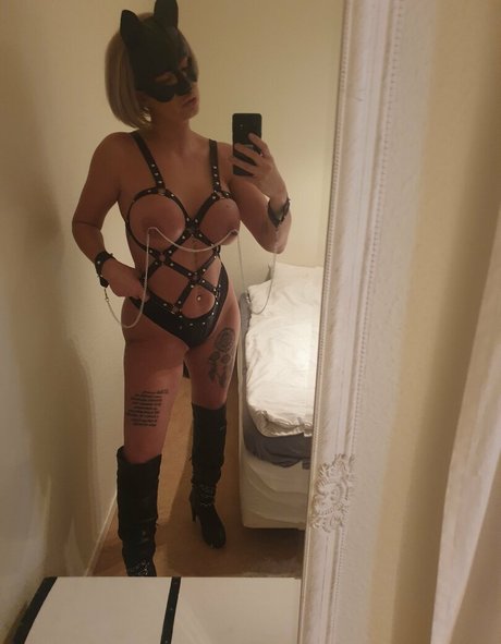 Naakte gelekte OnlyFans-foto van Cristinacielo