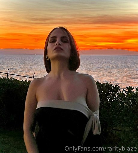 Naakte gelekte OnlyFans-foto van Richelis