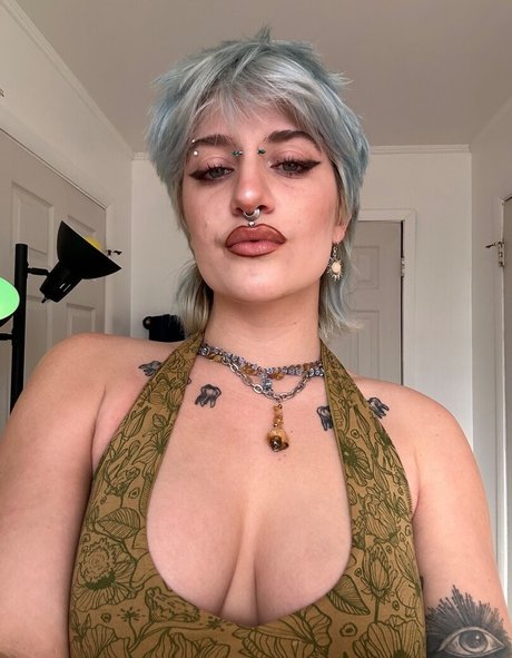 Naakte gelekte OnlyFans-foto van Billiegmcgehee