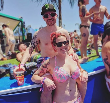 Naakte gelekte OnlyFans-foto van Renee