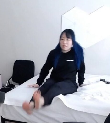 Naakte gelekte OnlyFans-foto van Lolnatsumiii