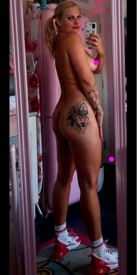 Jamieleepinkymummy