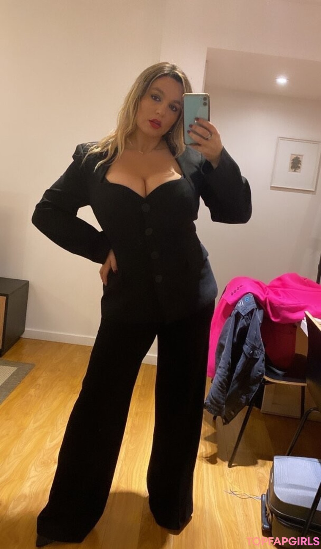 Naakte gelekte OnlyFans-foto van Acronopia #1013