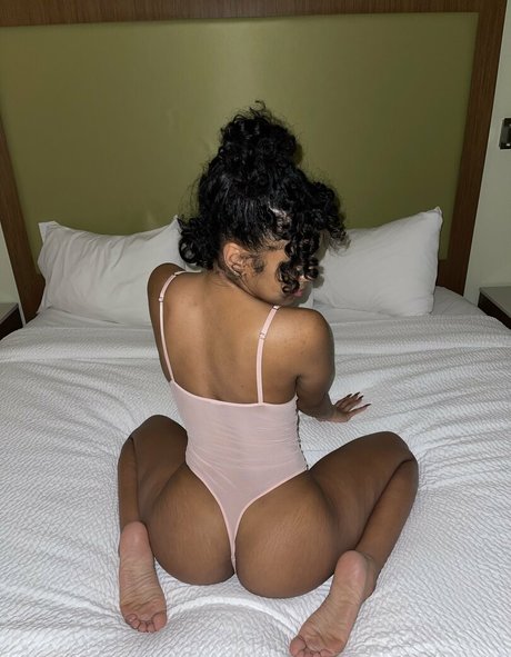 Naakte gelekte OnlyFans-foto van Cocobutterbaby