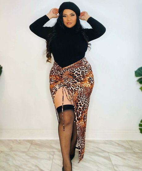 Naakte gelekte OnlyFans-foto van Mizuki Brown
