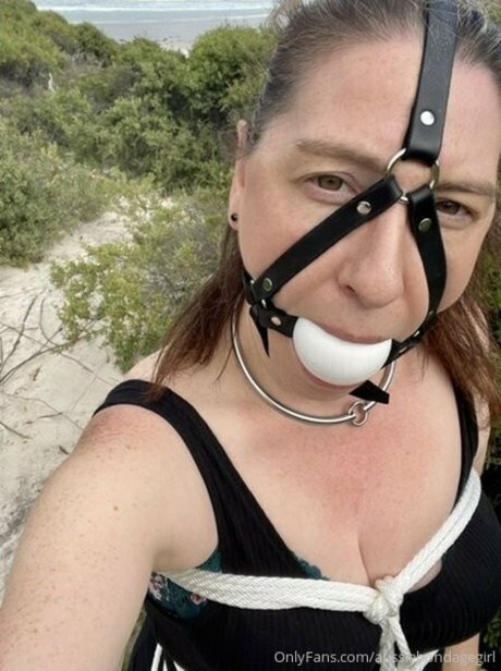 Aussiebondagegirl