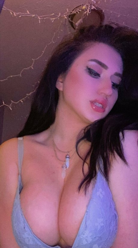 Naakte gelekte OnlyFans-foto van Jackieinabox