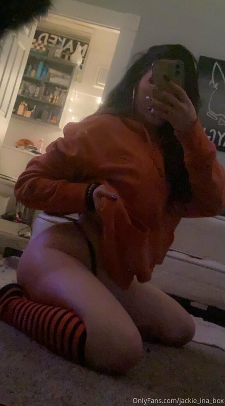 Naakte gelekte OnlyFans-foto van Jackieinabox