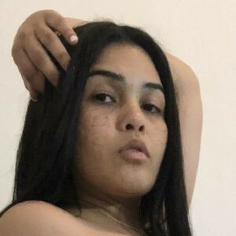 Naakte gelekte OnlyFans-foto van Badpenelope