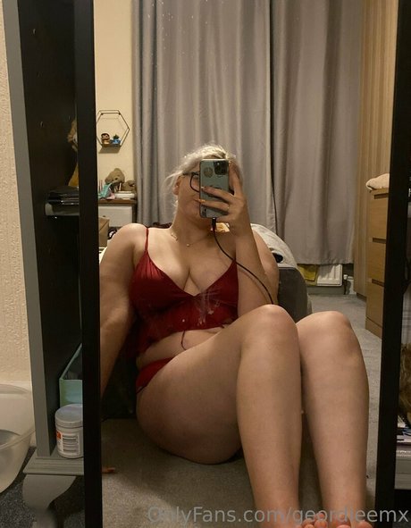 Naakte gelekte OnlyFans-foto van Geordieemx