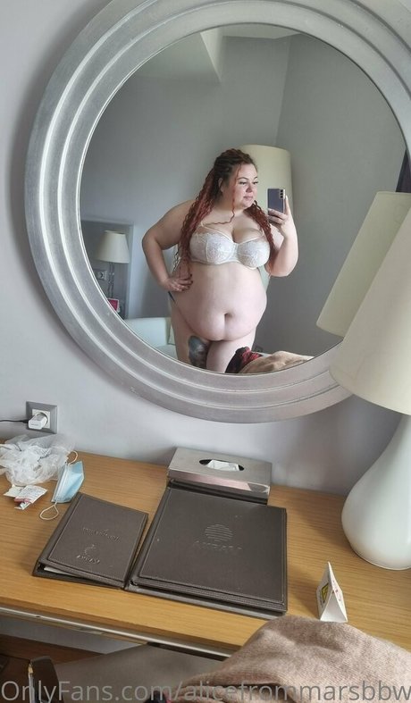 Alicefrommarsbbw