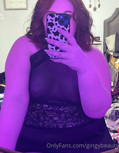 Naakte gelekte OnlyFans-foto van Gingybeauty