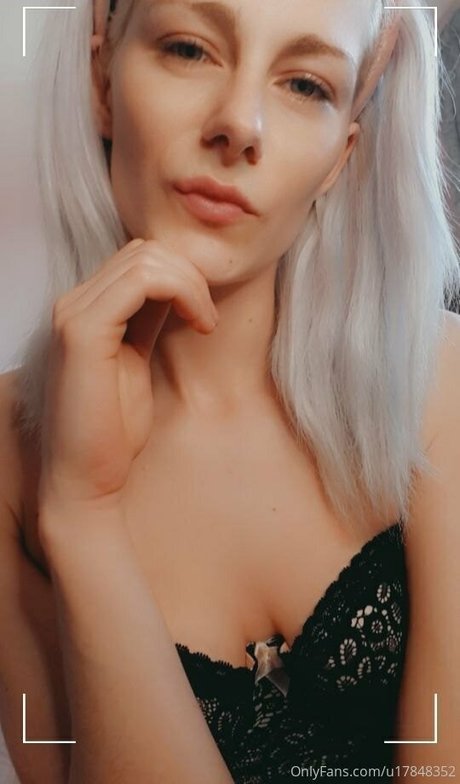 Naakte gelekte OnlyFans-foto van Councilcutie