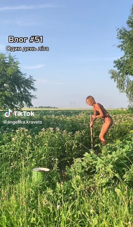 Naakte gelekte OnlyFans-foto van Angelikakravets