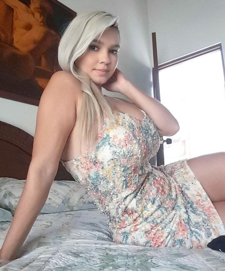 Naakte gelekte OnlyFans-foto van Angela R