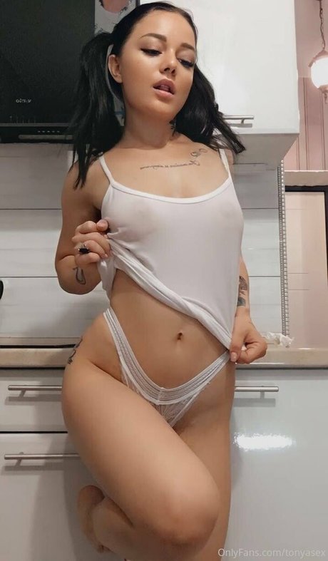 Selenaadoll1