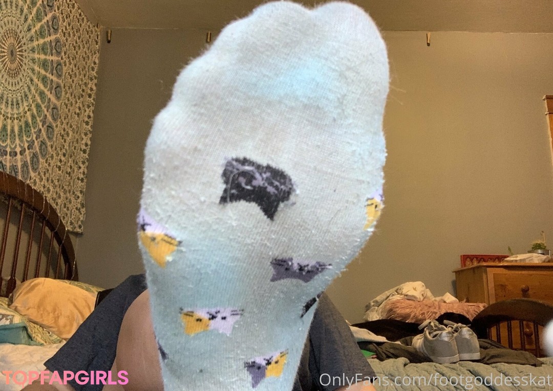 Naakte gelekte OnlyFans-foto van Footgoddesskat #26 Naakte gelekte OnlyFans-foto van Footgoddesskat #26