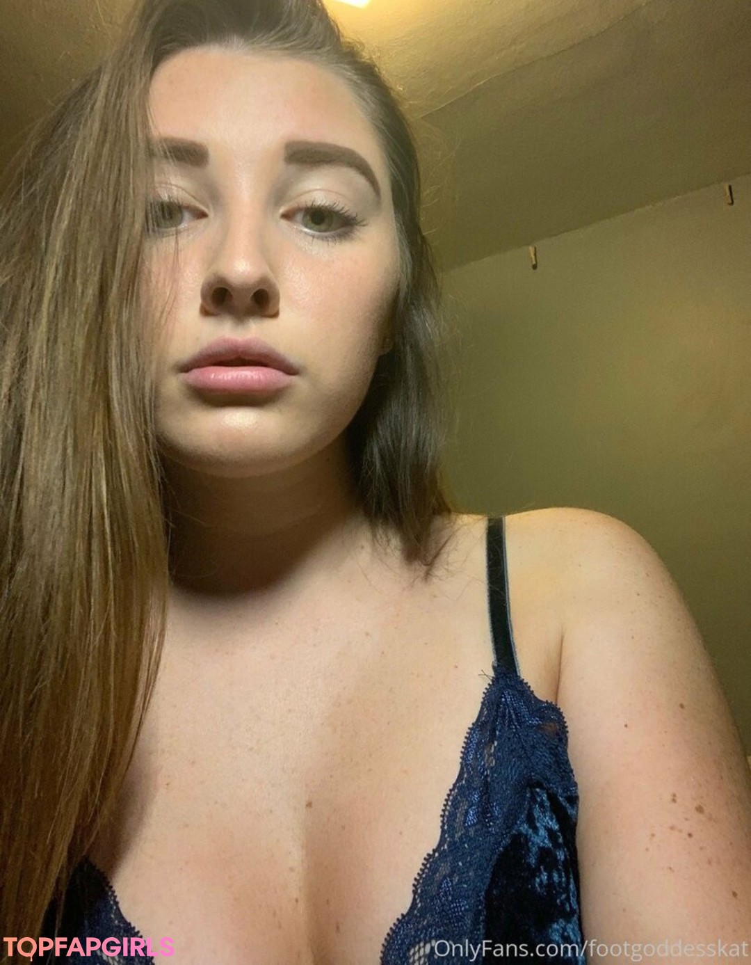 Naakte gelekte OnlyFans-foto van Footgoddesskat #39 Naakte gelekte OnlyFans-foto van Footgoddesskat #39