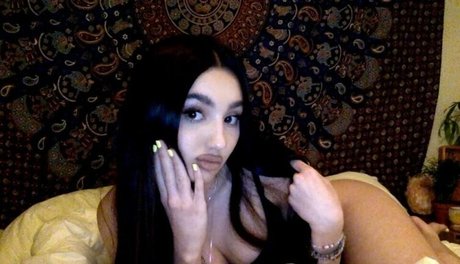 Naakte gelekte OnlyFans-foto van Angelicalyssa222