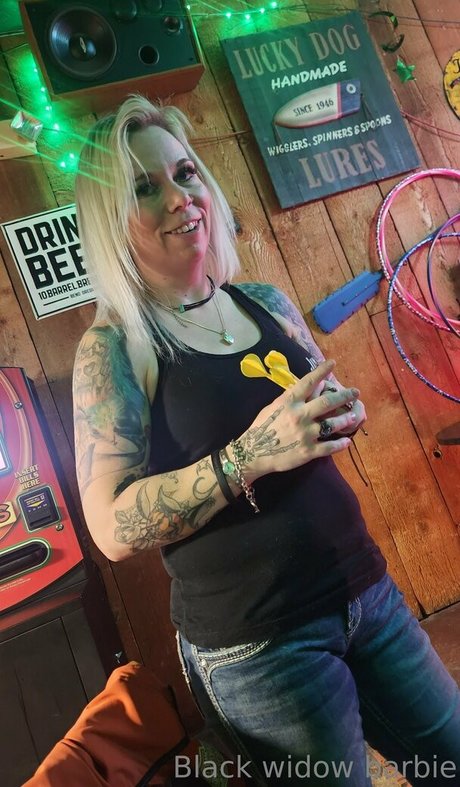 Blackwidowbarbie56