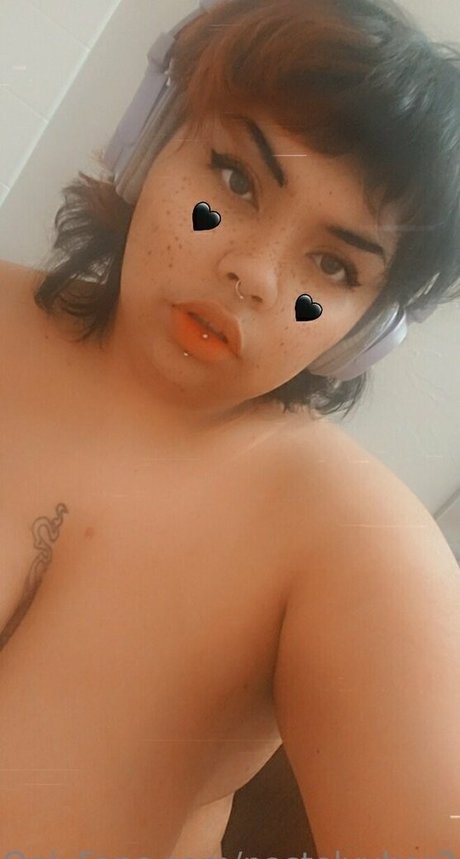 Naakte gelekte OnlyFans-foto van Pastelvvhor3