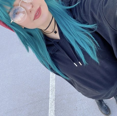 Naakte gelekte OnlyFans-foto van Otomeexe