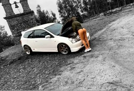 Naakte gelekte OnlyFans-foto van Alexiavazquez328