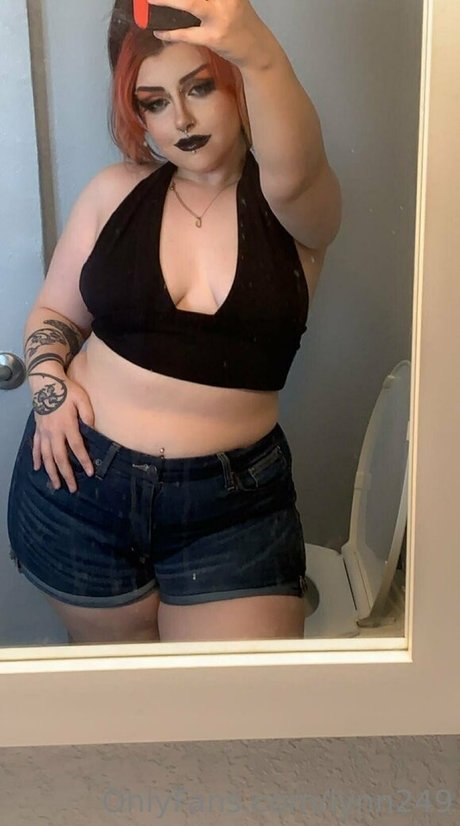 Naakte gelekte OnlyFans-foto van Lynn249