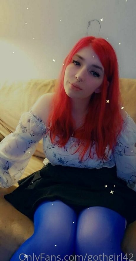 Naakte gelekte OnlyFans-foto van Gothgirl42