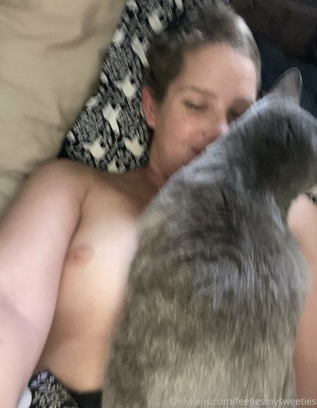 Feetiesmysweeties