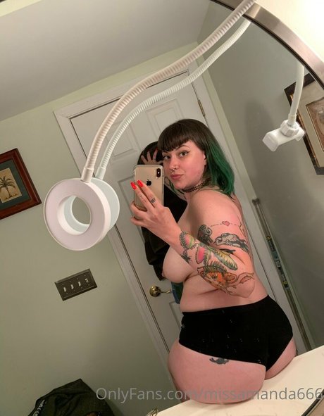 Naakte gelekte OnlyFans-foto van Missamanda666