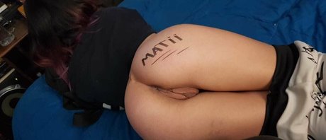 Naakte gelekte OnlyFans-foto van Almendrapockett
