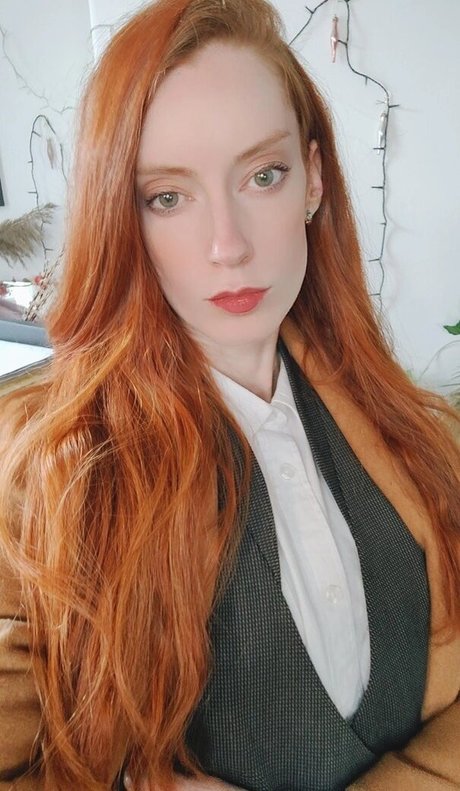 Miss Chloe Asmr