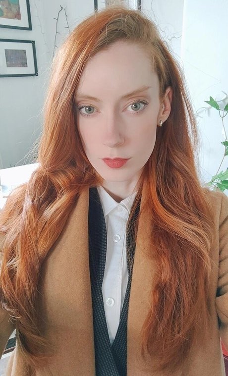 Miss Chloe Asmr