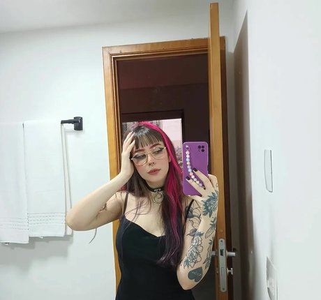 Naakte gelekte OnlyFans-foto van Binc Oliveir