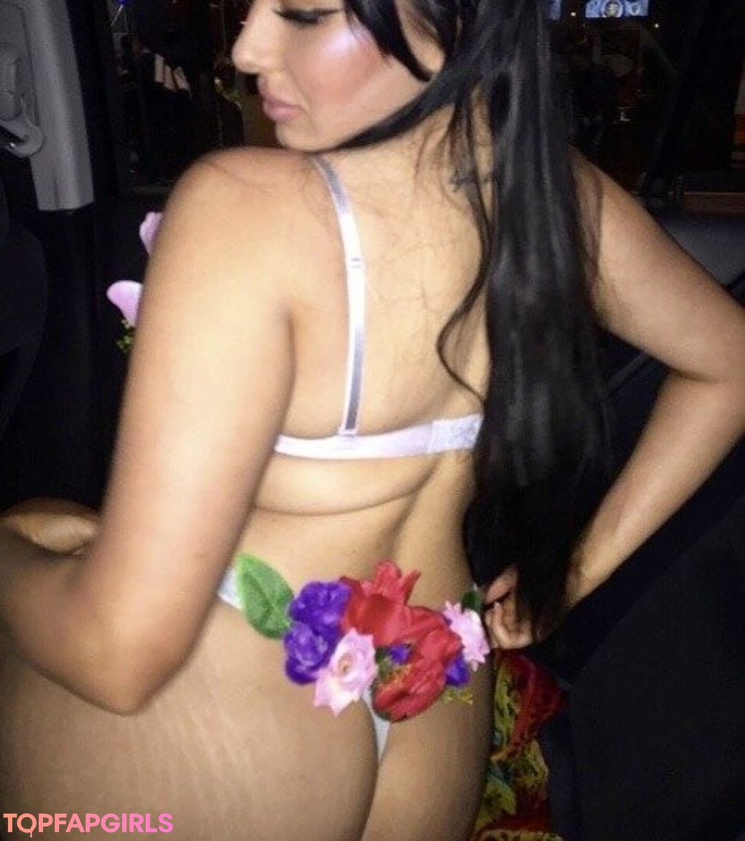 Naakte gelekte OnlyFans-foto van Shutupmichaelaa #19 Naakte gelekte OnlyFans-foto van Shutupmichaelaa #19