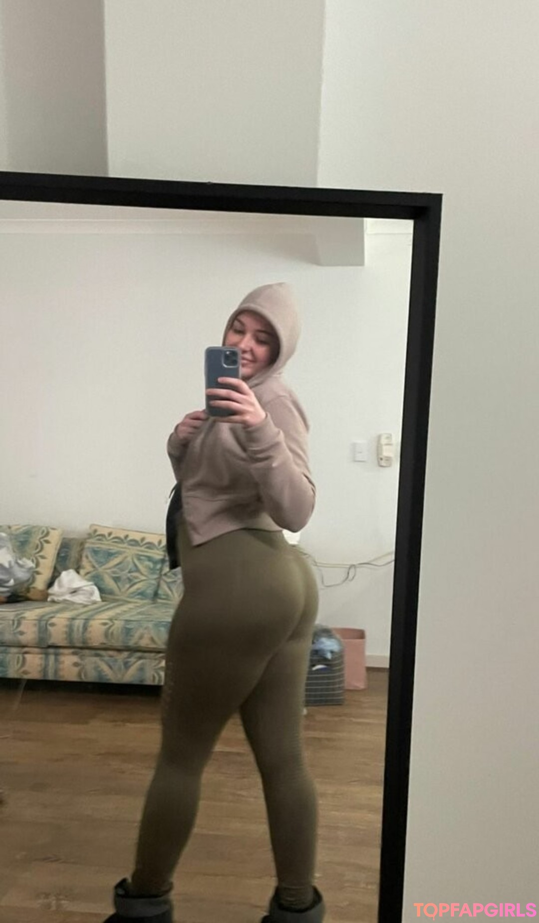 Naakte gelekte OnlyFans-foto van Shutupmichaelaa #5 Naakte gelekte OnlyFans-foto van Shutupmichaelaa #5