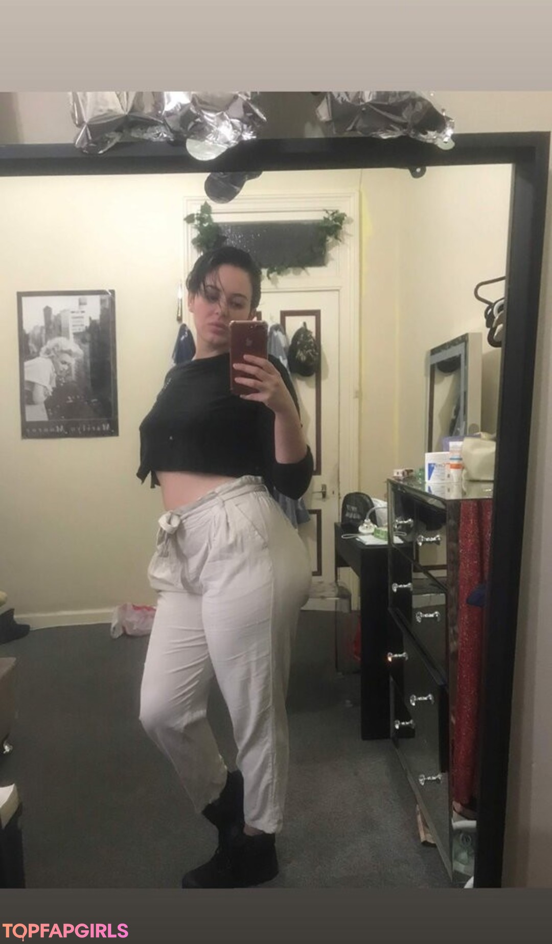 Naakte gelekte OnlyFans-foto van Shutupmichaelaa #9 Naakte gelekte OnlyFans-foto van Shutupmichaelaa #9