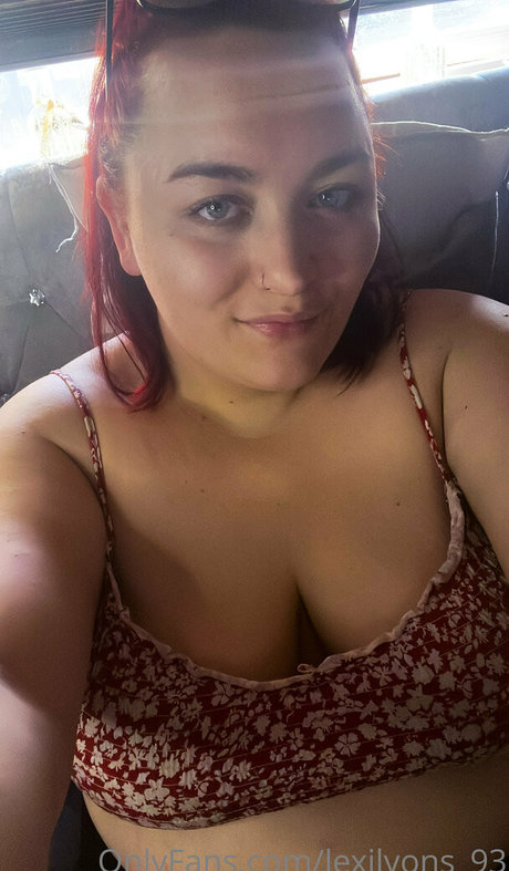 Naakte gelekte OnlyFans-foto van Lexilard