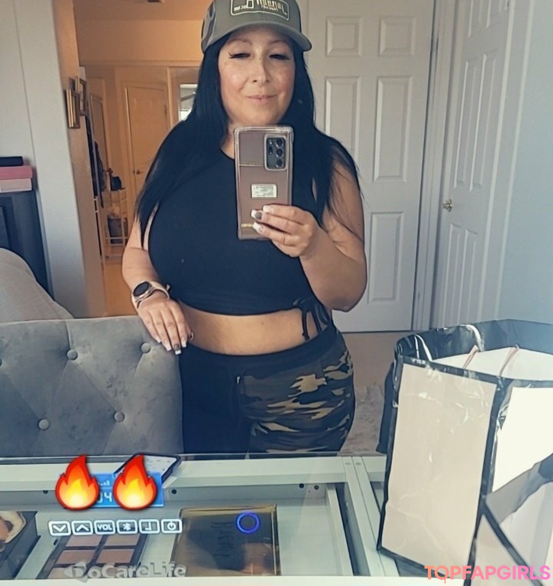 Naakte gelekte OnlyFans-foto van Double D #11 Naakte gelekte OnlyFans-foto van Double D #11