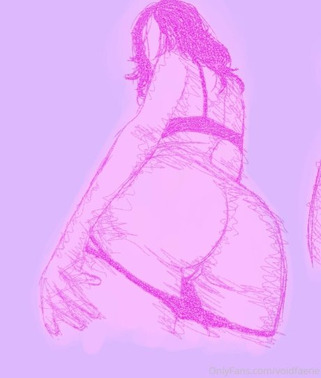 Naakte gelekte OnlyFans-foto van Vyfaerie