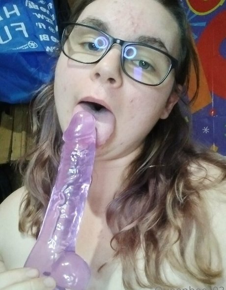 Queenbee03