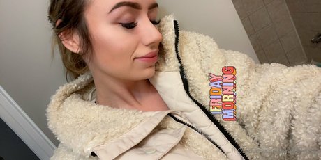 Naakte gelekte OnlyFans-foto van Peachykittyxx