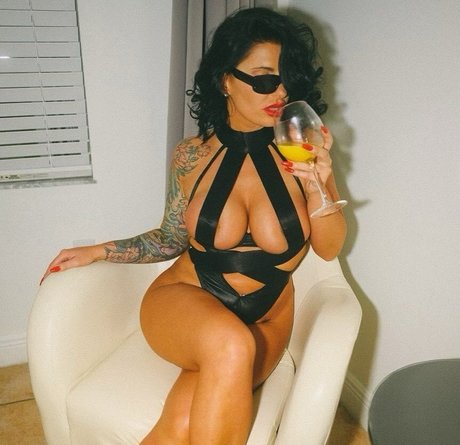 Itsnikkyfoxx