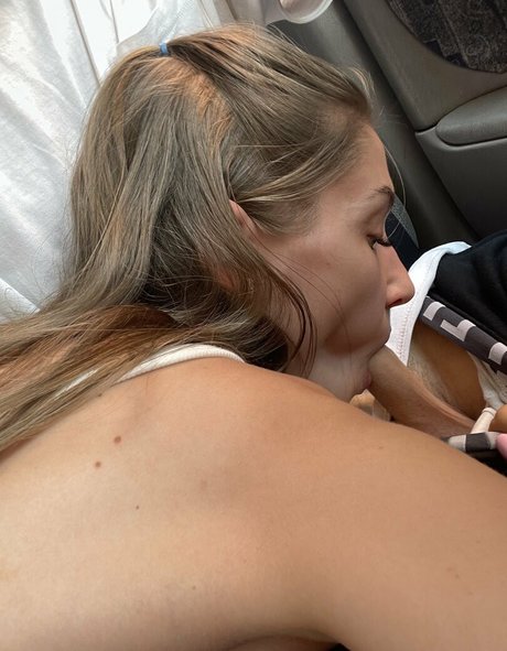 Naakte gelekte OnlyFans-foto van Realtiffany