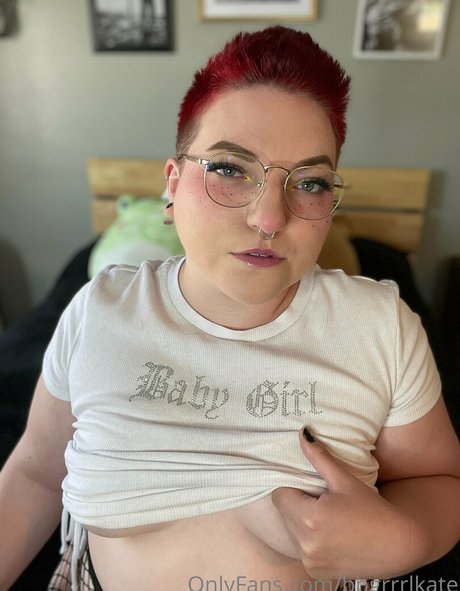 Naakte gelekte OnlyFans-foto van Bbgrrrlkate