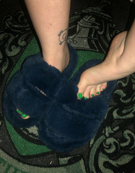 Naakte gelekte OnlyFans-foto van Dbzgothfree
